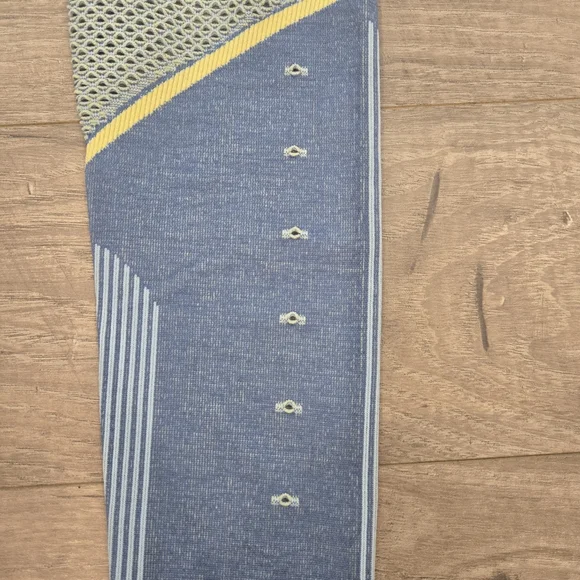 NWOT Fabletics Madeline Petsch Collection High Waisted Mesh Knees Size XS - Picture 13 of 16